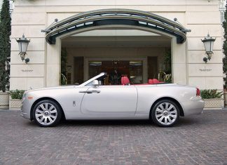 rolls-royce-dawn-at-peninsula