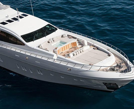 yacht-overmarine-mangusta-165e-2