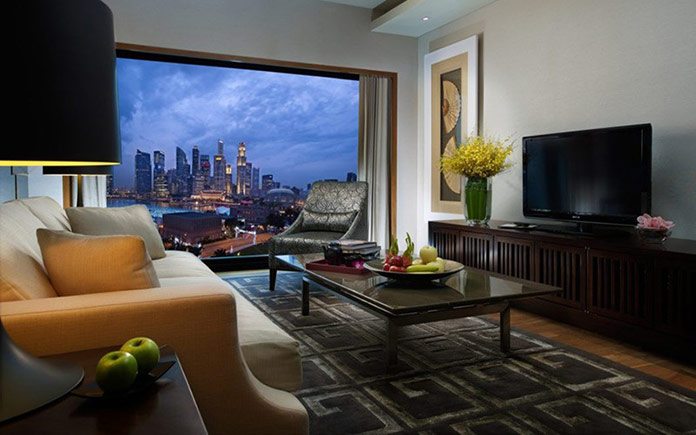 mandarin-oriental-singapore-suite-bay-suite-living-room-1