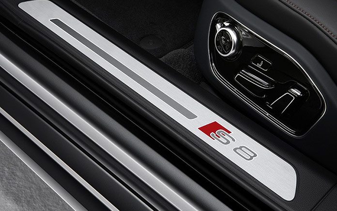 audi-s8-plus-4