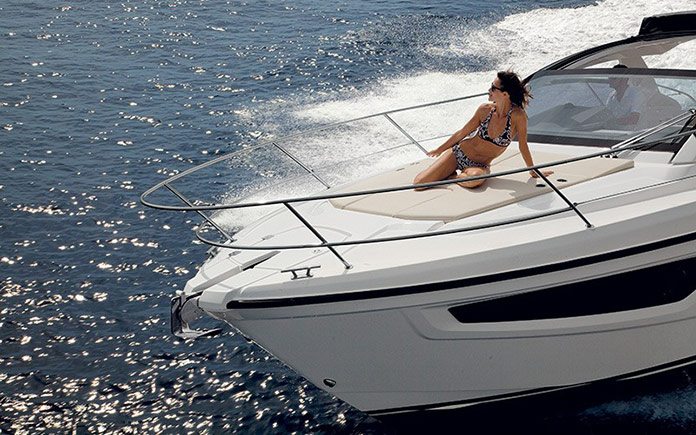azimut-atlantis-34bow-2nd-view
