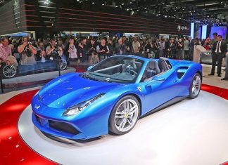 premiere-ferrari-488-spider-3