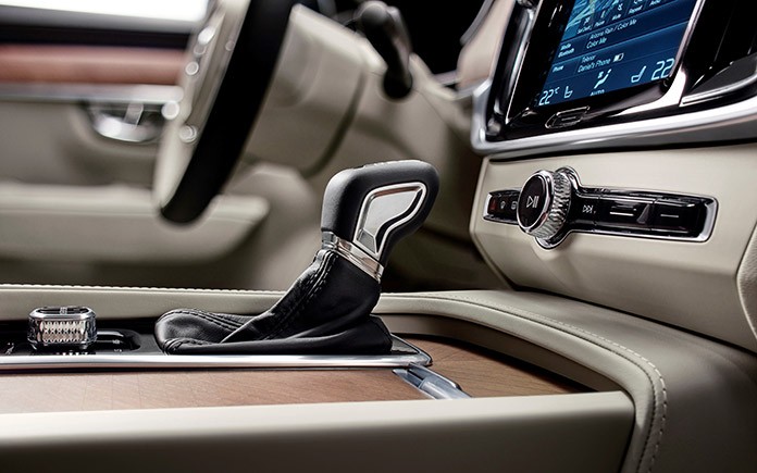 volvo-s90-03