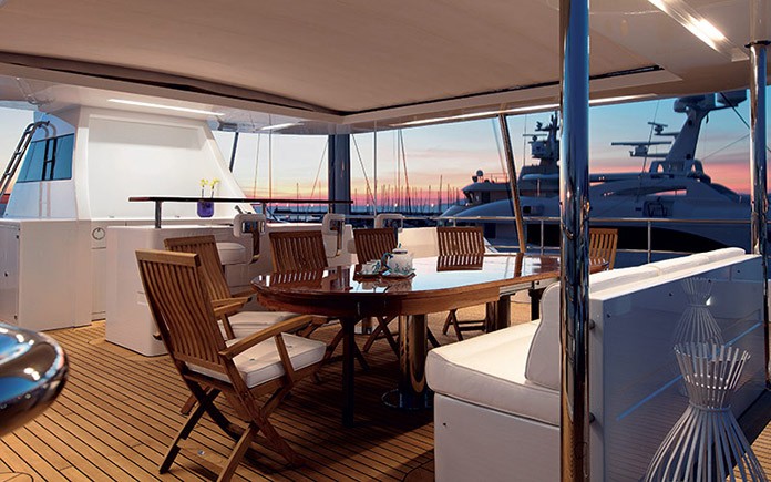 yacht-benetti-crystal-140-10