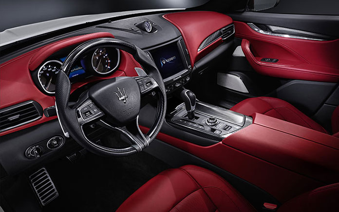 2016-maserati-levante-interior-08