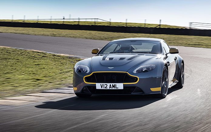 aston-martin-v12-vantage-s-manual-1