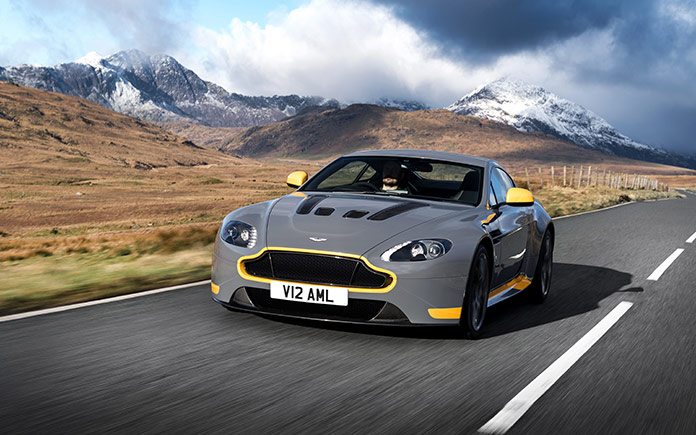 aston-martin-v12-vantage-s-manual-10