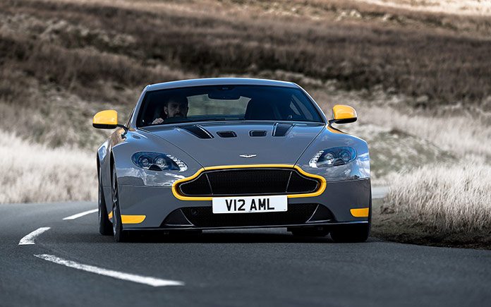 aston-martin-v12-vantage-s-manual-17