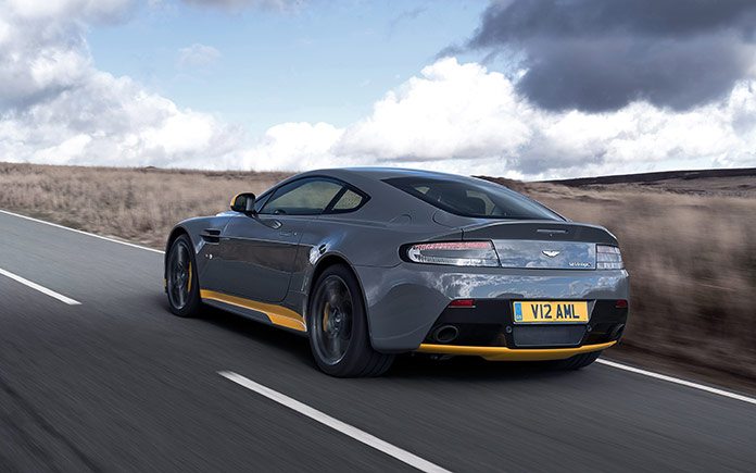 aston-martin-v12-vantage-s-manual-18