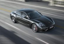 2017-porsche-panamera-luxury-sports-car-5