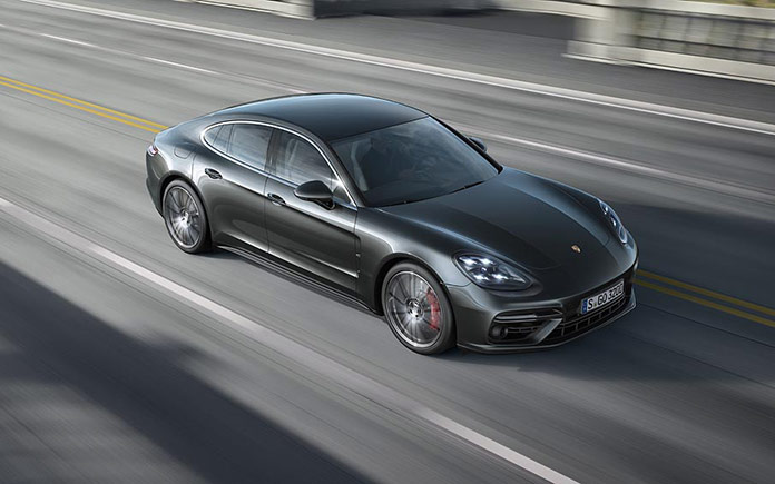 2017-porsche-panamera-luxury-sports-car-5