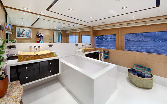 charter-benetti-vision-145-told-u-so-10