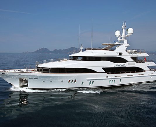 charter-benetti-vision-145-told-u-so-16