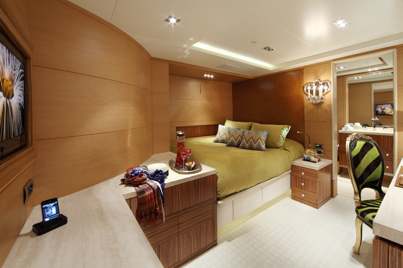 charter-benetti-vision-145-told-u-so-24