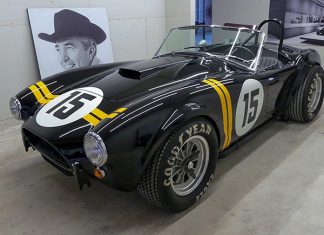 shelby-sebring-tribute-edition-289-cobra-racecar-1