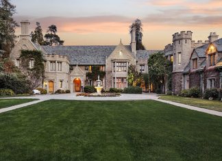 playboy-mansion-los-angeles