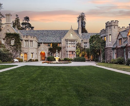 playboy-mansion-los-angeles