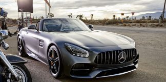 mercedes_amg_american_football_1