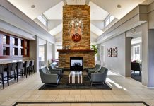 residence-inn-st-louis-interior-lobby