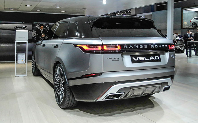 Range-Rover-Velar-at-Geneva-2017-06