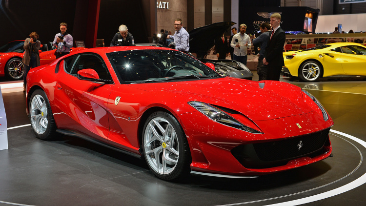 ferrari-812-superfast-geneva-motor-show-3