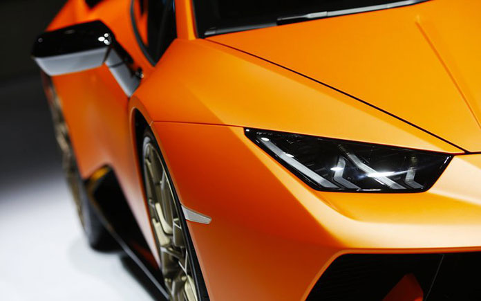 lamborghini-huracan-performante-geneva-front