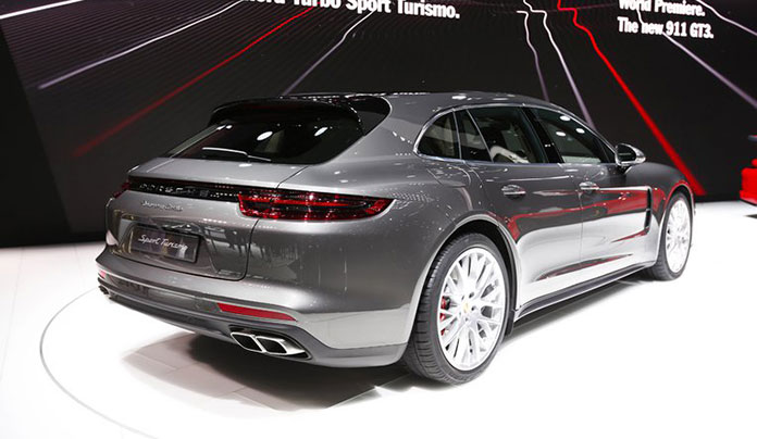 porsche-panamera-sport-turismo-geneva-2