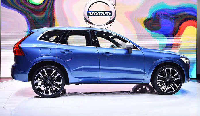 volvo-xc90-geneva-1